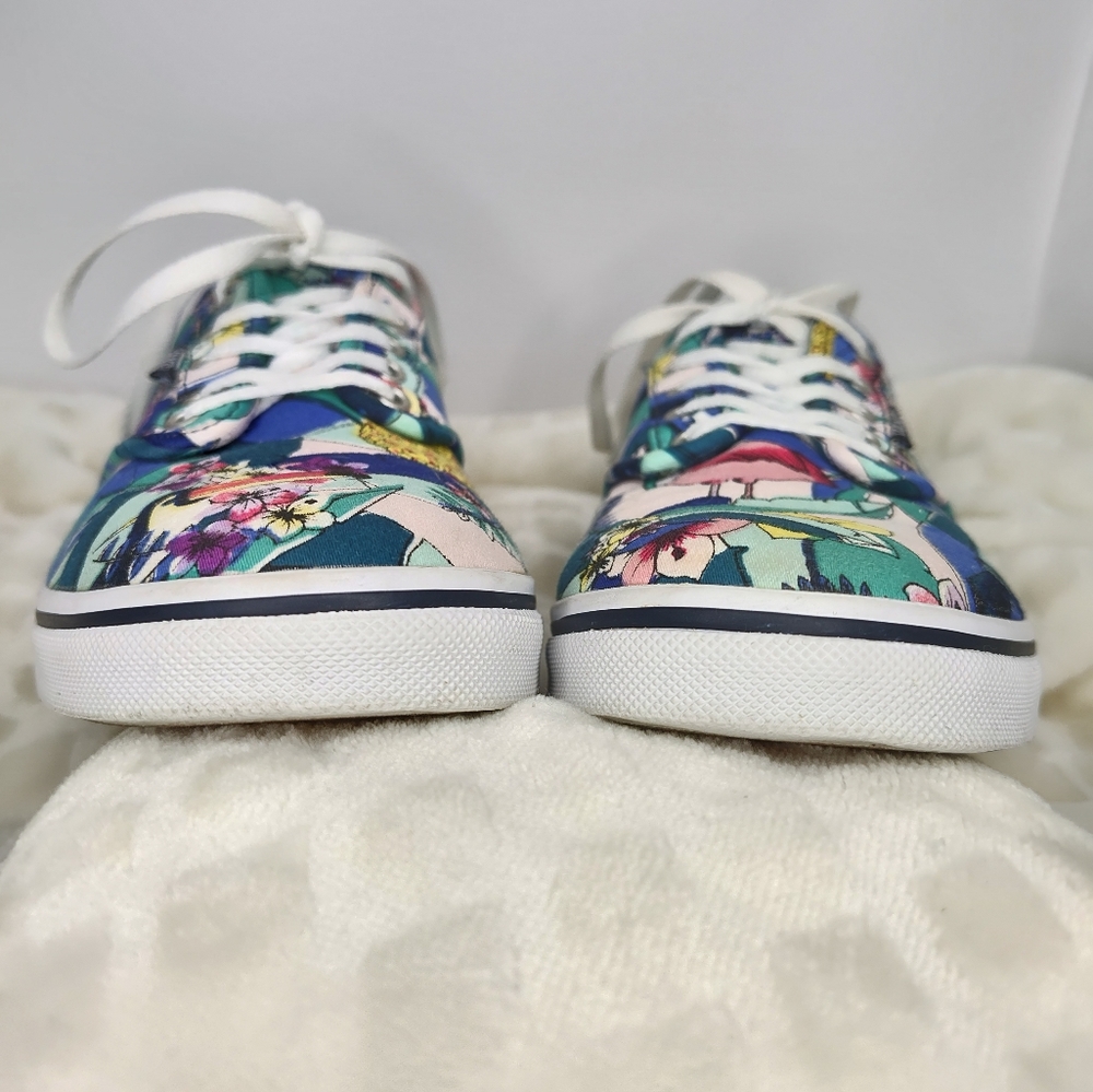 Vans - Picture 4 of 7